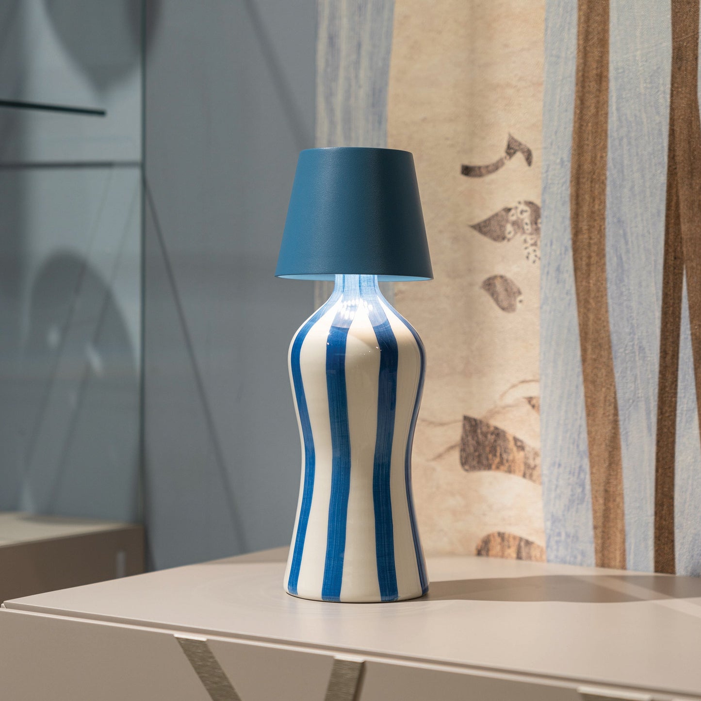 artjar Poldina Stopper table lamp
