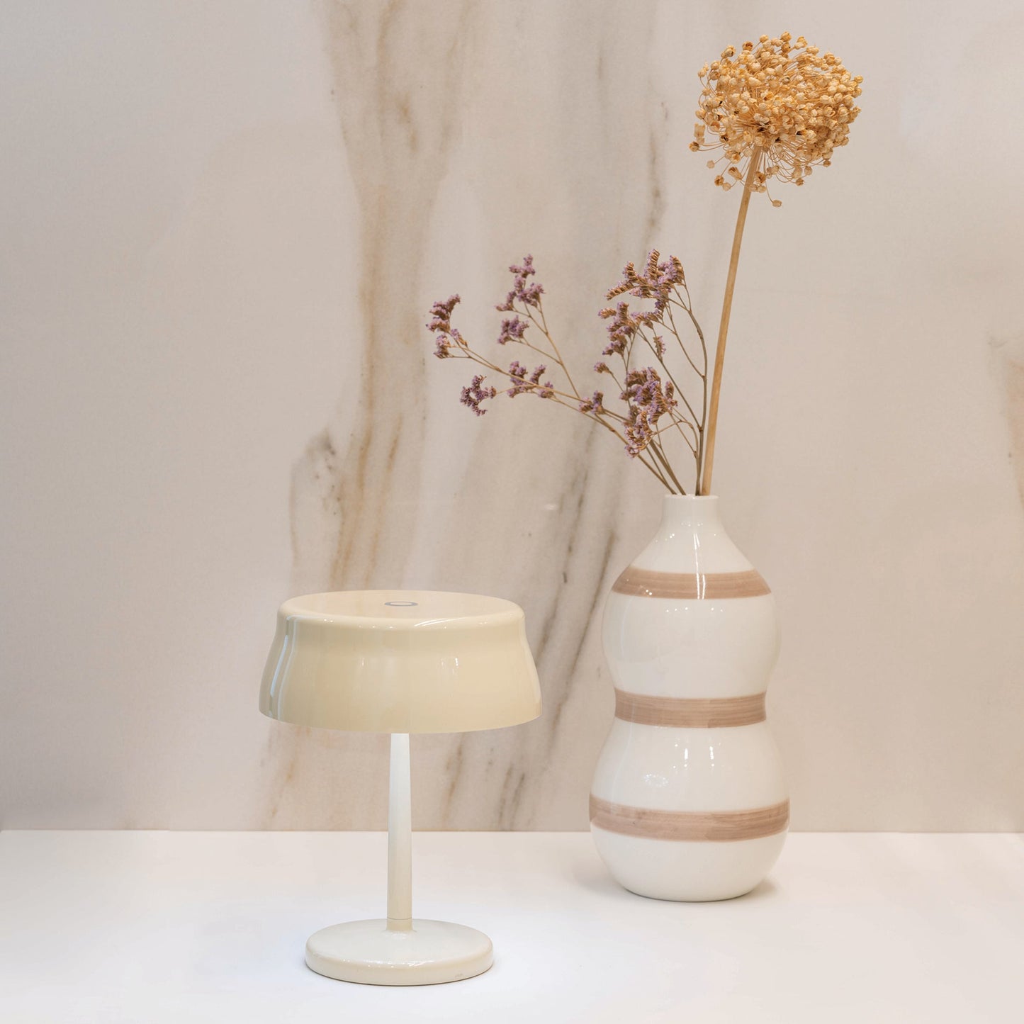artjar Sister Light Wi-Fi mini table lamp